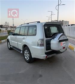 ميتسوبيشي باجيرو